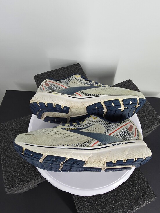 Brooks Ghost 14 Men\'s Road Running Shoes Size 8 D Gray Cream Navy Yellow main image 6